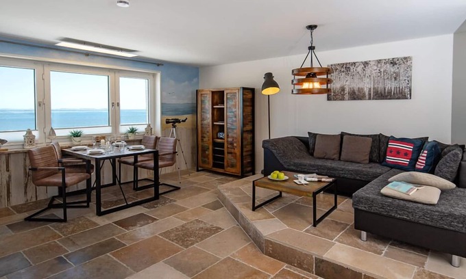 Hornum Apartment | Fantastic sea view over the east side to the islands of Foehr and Amrum.