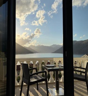 Dobrota Apartment | Fantastic sea view in Kotor
