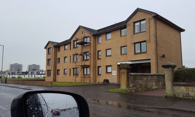 Saltcoats Apartment | Fantastic Sea Views