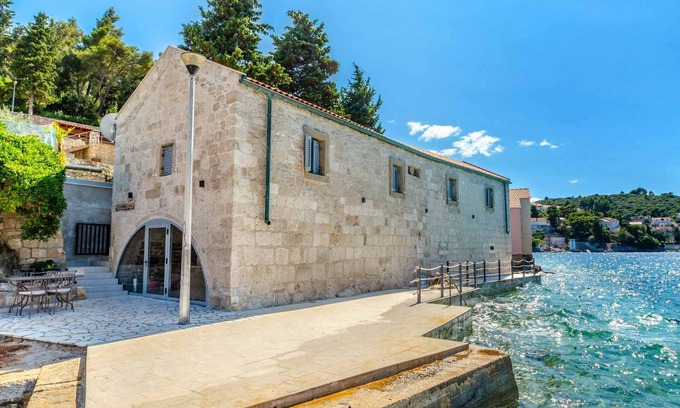 Cove Tri Zala (Zrnovo) Villa | Fantastic Seafront Villa | 4 Bedrooms | Villa Samostan Prestige | Stunning Sea.