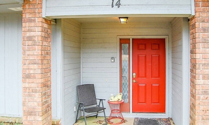 Hot Springs Village House | Fantastic townhome situated in the woods - Half mile from Cortez Golf Course