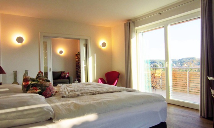 Ochsenfurt Apartment | Fantastic view of the old town of Ochsenfurt