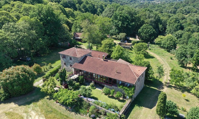 Panton House | Fantastic vineyard house with swimming pool, St James Road, Ribeira Sacra