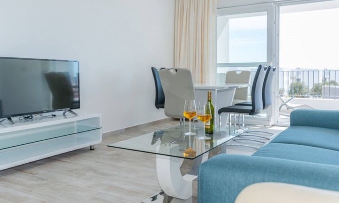 Sukosan Apartment | Fantastically beautiful apartments 2 minutes to the beach Pool in the houseHappyHavenHouse