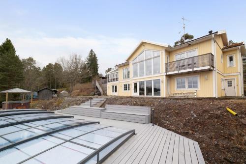 Tyreso O Villa | Fantastisk Villa med extra allt