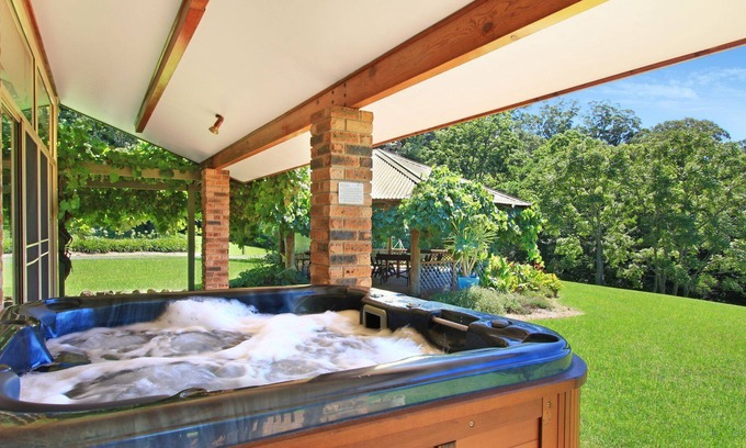 Marshall Mount House | Far enough Away/Close enough to get to - Late Checkout on Sundays