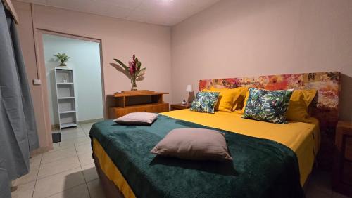 Mahina Bed & Breakfast | Fare La Sousto