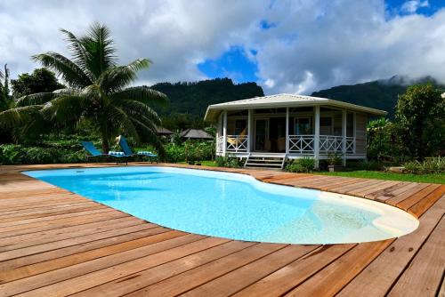 Teahupoo Hotel | FARE VAVAE