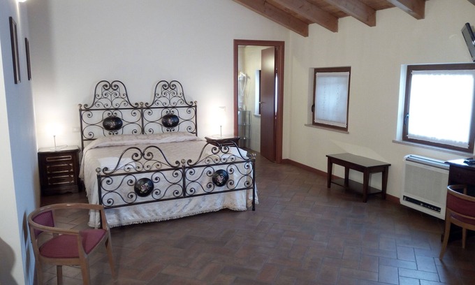 San Martino Buon Albergo Other | Farm BB Mambrotta - Fornasa