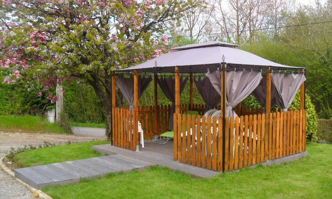 Haut-Loquin House | farm cottage in Haut-Loquin, inland, 30 minutes from the Opal Coast