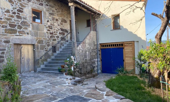 Panton Ski Chalet | Farm house in Ribeira Sacra