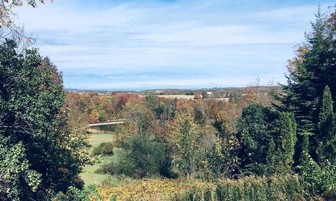 Grey Highlands House | Farm House summer vacation rental