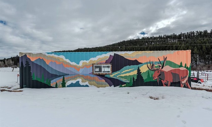 Ovando Apartment | Farm Stay, 1-bedroom custom built shipping container on the river.