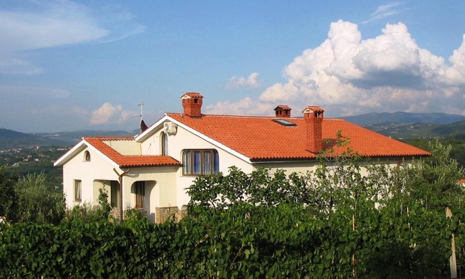 Manzan House | Farm stay Domačija Butul