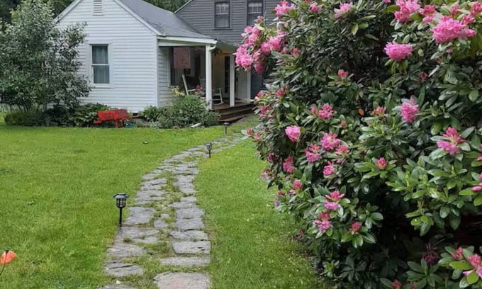 Southbridge House | Farm stay in Southbridge, Massachusetts