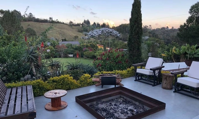 Guarne Other | Farm stay with animals, fire pit & BBQ – Just 10 min from Rionegro Airport!