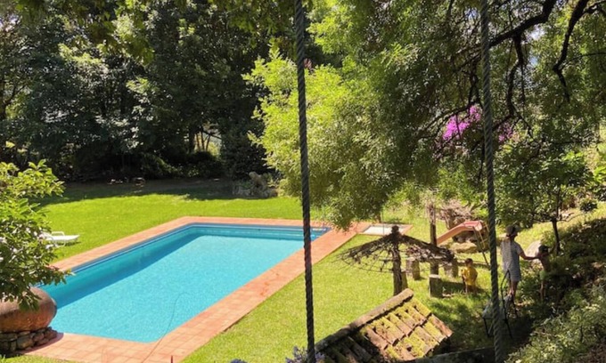 Portela Cottage | Farm with magnificent scenery near Gêres