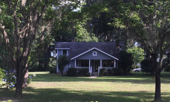 Live Oak Other | Farm/Woods stay, 3 miles from Live Oak