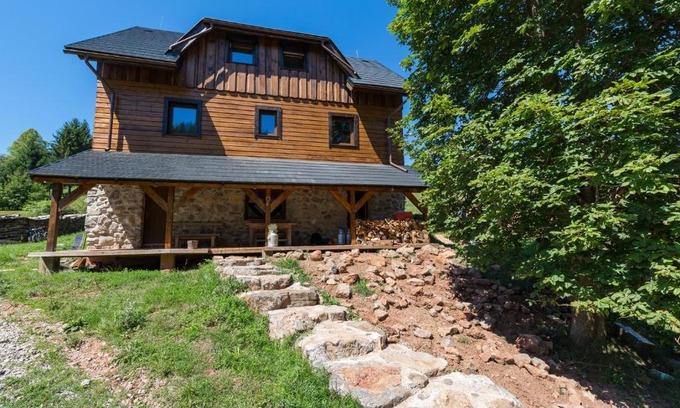 Horna Lehota House | Farma Javor