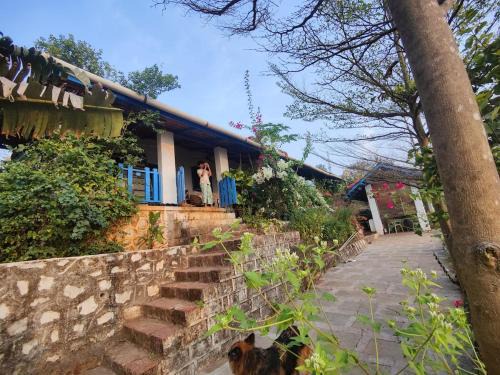 Roha Villa | Farmer's Deck Farmstay - Hill Top Villa