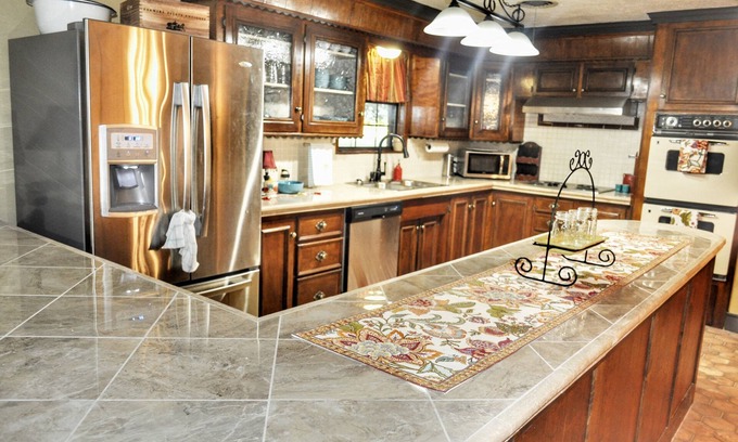 College Station House | Farmhouse 262 Country Escape!