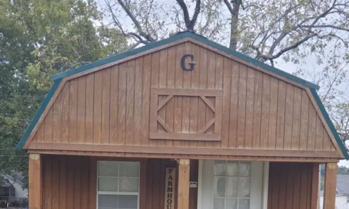 Alton Cabin | Farmhouse by the creek