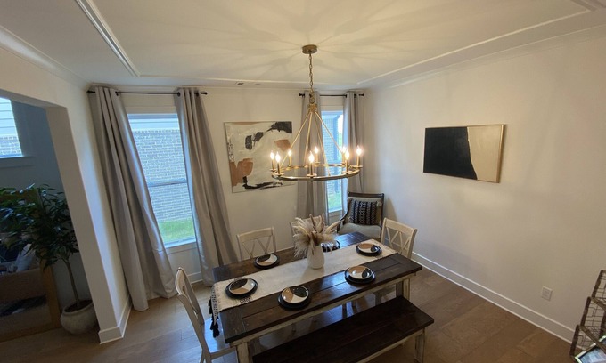 Olive Branch Other | Farmhouse getaway-10 min to Mall, 12 minutes to expressway, airport 15 minutes