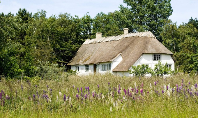 Busene Cottage | Farmhouse idyll at Møns Klint