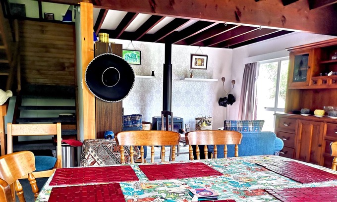 Ngatimoti Other | Farmhouse in a quiet location with mountain views.
