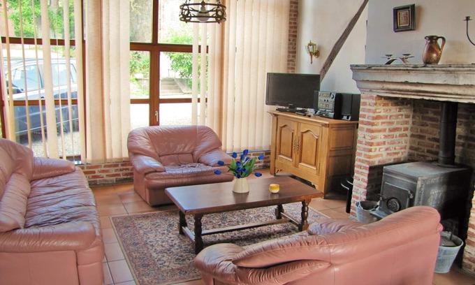 Somme-Leuze House | Farmhouse in Somme-Leuze with Private Sauna