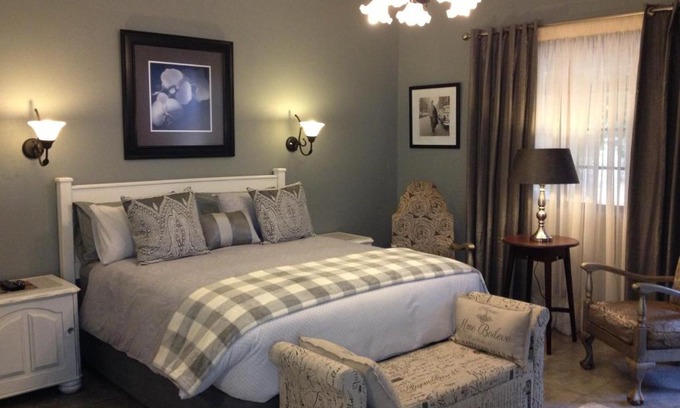 Newcastle Bed & Breakfast | Farmhouse Lodge