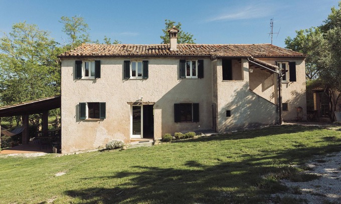 Pergola House | Farmhouse nestled in the hills, 1km from Pergola, panoramic,large outdoor space