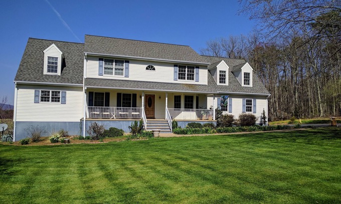 Boyd Tavern Other | Farmhouse On 14 Acres. Close to Monticello & Ash Lawn Highland