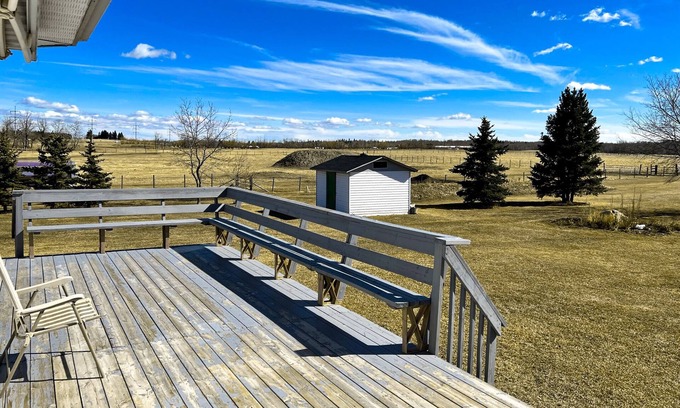 Sherwood Park Other | Farmhouse retreat, 10 mins from the city. Modern amenities in a country setting.