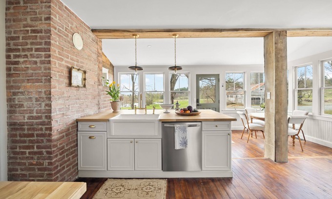 Valatie Other | Farmhouse Retreat, Outdoor Dining/Fire-Pit, Fast Wifi, Golf & 3-Acre Privacy