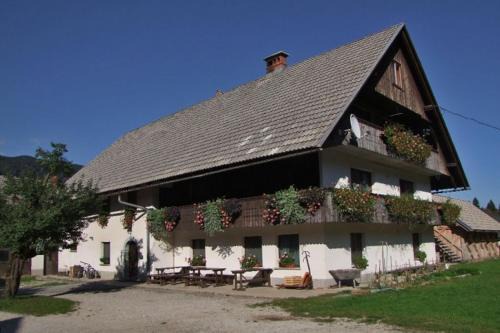 Polje Apartment | Farmhouse Soklic