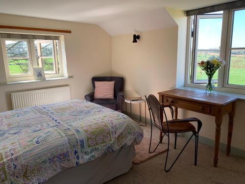 Grinshill House | Farmhouse studio near Shrewsbury