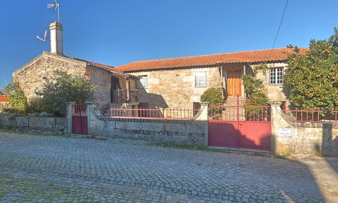 Penalva Do Castelo Other | Farmhouse 'Vilar Do Dão' with Lake View, Pool and Air Conditioning