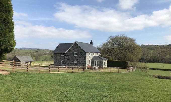 Bala Other | Farmhouse With Magnificent Countryside Views, Peaceful and Spacious