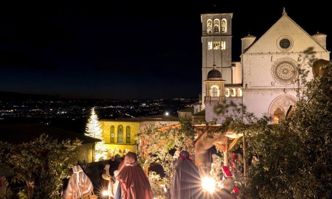 Assisi Villa | Farmhouse with pool, perfect for families and groups of friends