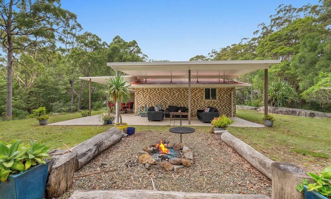 Northern Rivers Other | Farmstay near Evans Head and beach - entire house with fire pit and games room