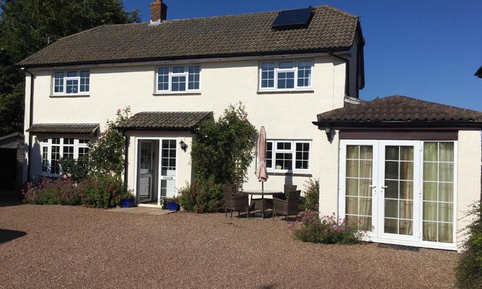 Chittlehamholt Bed & Breakfast | Farriers