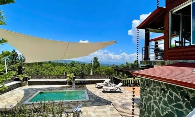 La Vega Province Villa | Fascinante rancho (personal de servicio incluido)