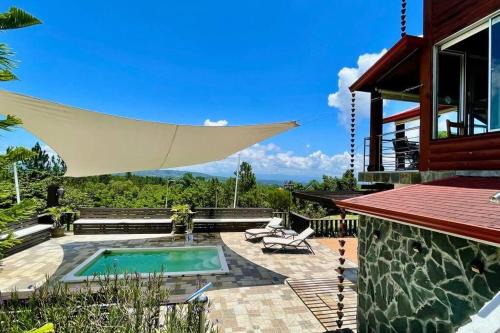 La Vega Province Villa | Fascinante rancho (personal de servicio incluido)