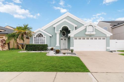 Kissimmee House | Fascinating Private Pool And Game-Room, Near Disney!