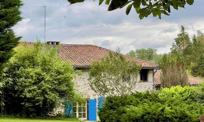 Bussiere-Badil Cottage | Faune (Vive le Vert)