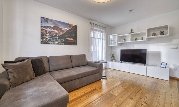Brunico Apartment | FaWa Apartments "Family"