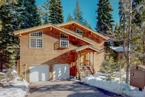 Tahoe Vista House | Fawn Lodge