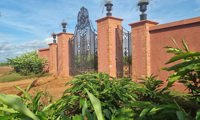 Angola House | Fazenda IRMÃOS CHAVES