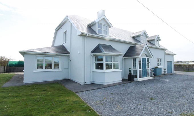 Ballybunion House | Fealeview, Ballybunion near Golf Course